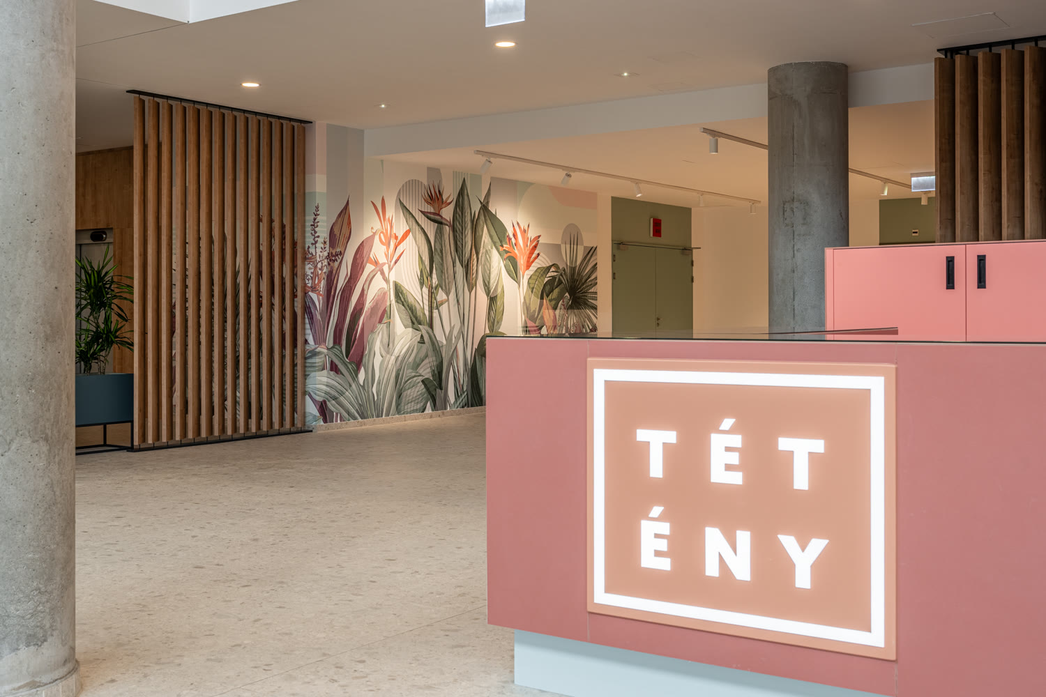 Tétény Office Building Renovation